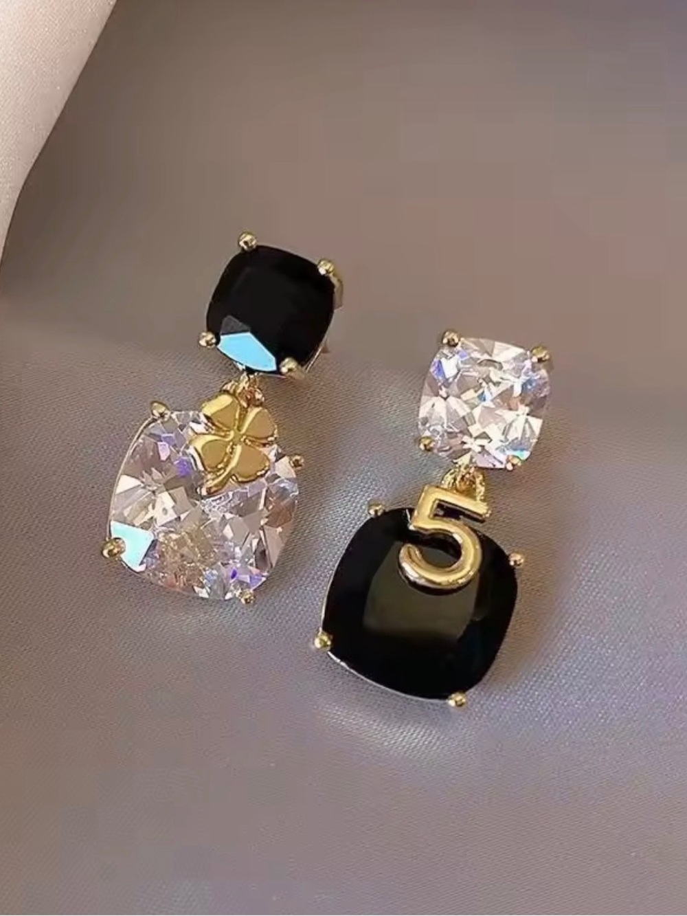 Luxury Boutique Elegant Black and Clear Crystal Drop Earrings Gold '5' Accent